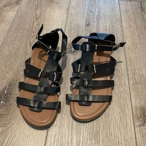 Black Strappy Sandals Size 7